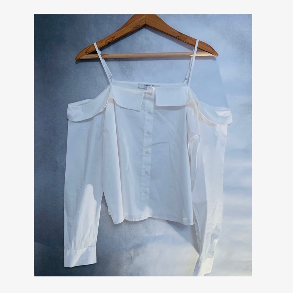 Cold Shoulder Foldover Trim Top